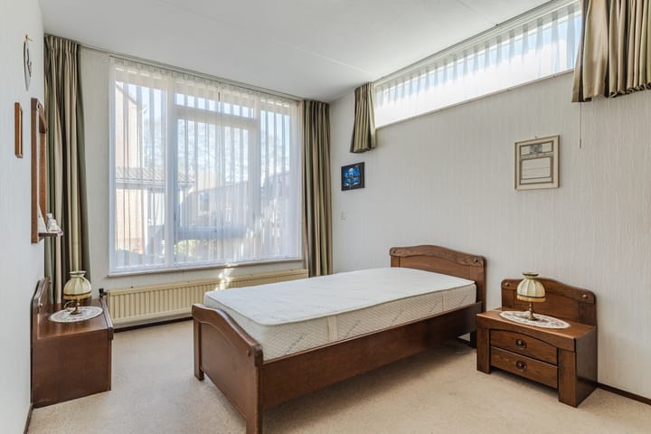 Foto 14 van Mandenmakerstraat 64