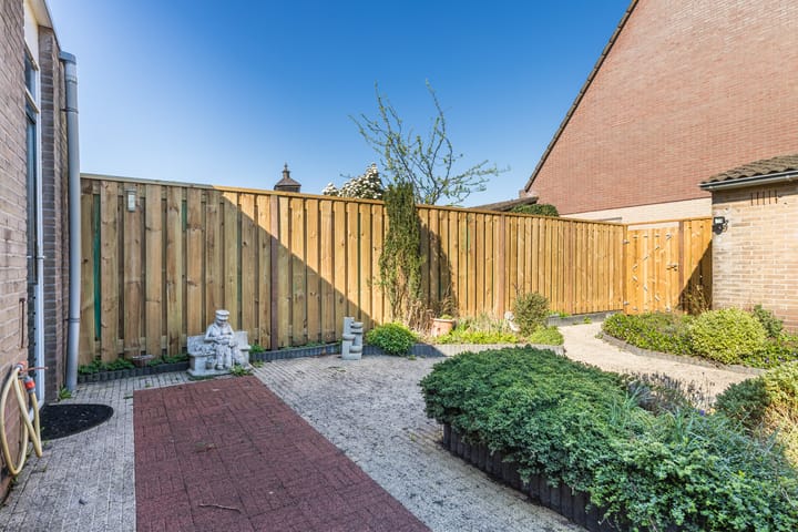 Foto 30 van Mandenmakerstraat 64