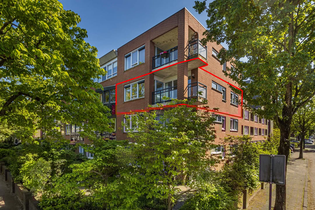 Photo 1 of Paulus Borstraat 77