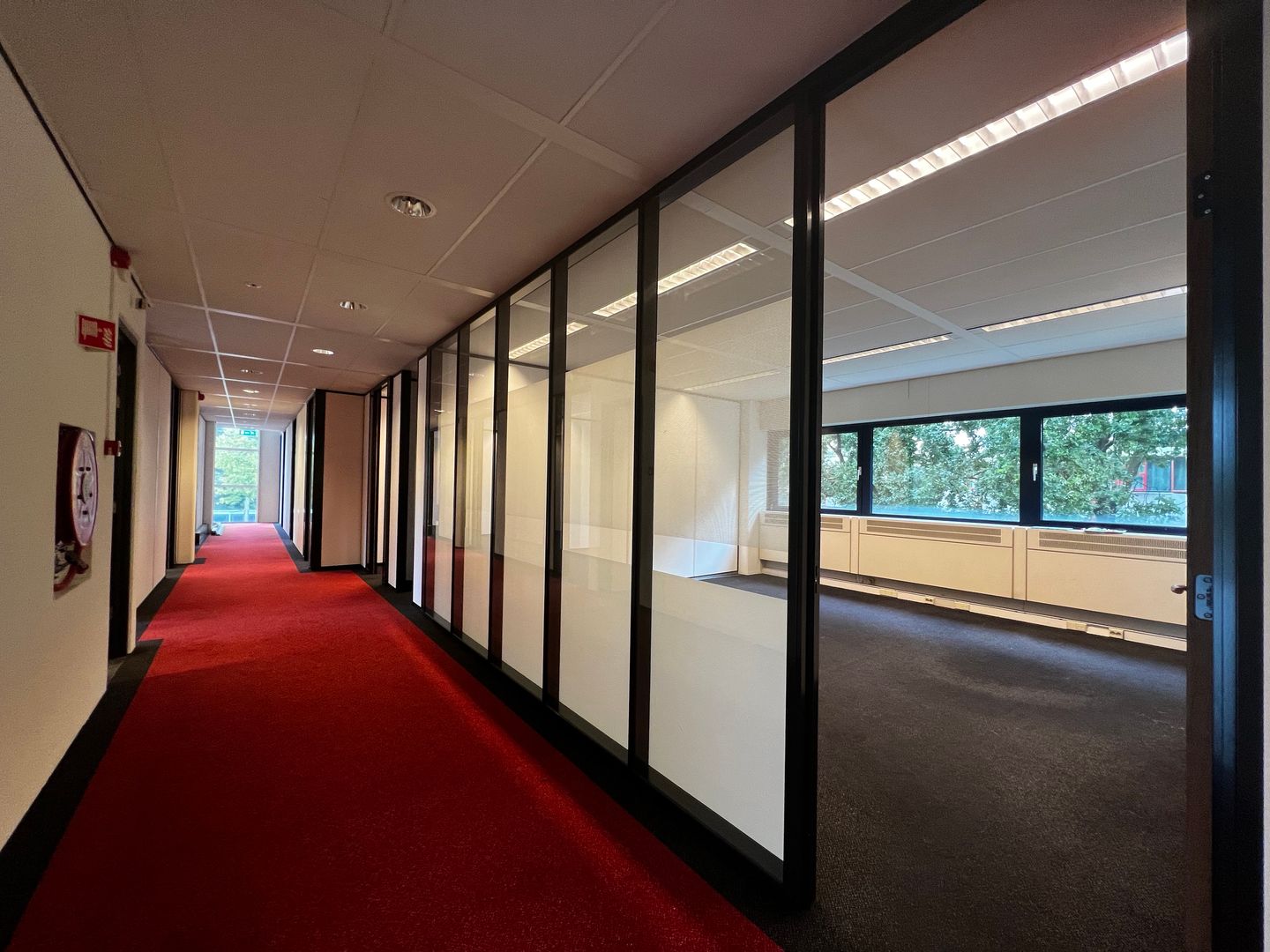 Bekijk foto 3 van Vreeswijksestraatweg 22