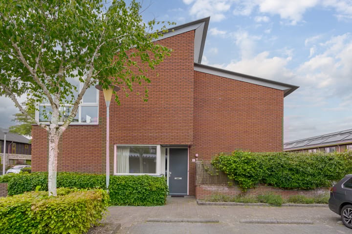 Foto 1 van Zeegstraat 1