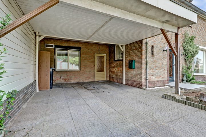 Foto 41 van Jan Oomsstraat 23