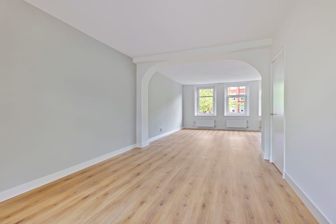 Photo 13 of Jan van Galenstraat 89-1