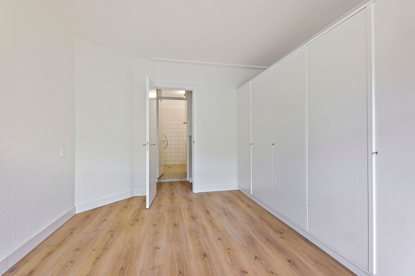 Photo 19 of Jan van Galenstraat 89-1