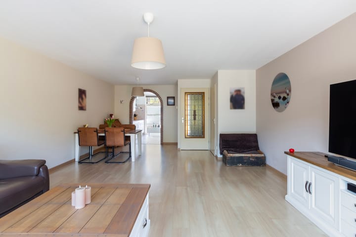 Foto 17 van Peter van Anrooylaan 10