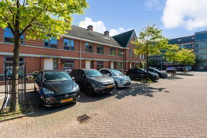 Foto 46 van Peter van Anrooylaan 10