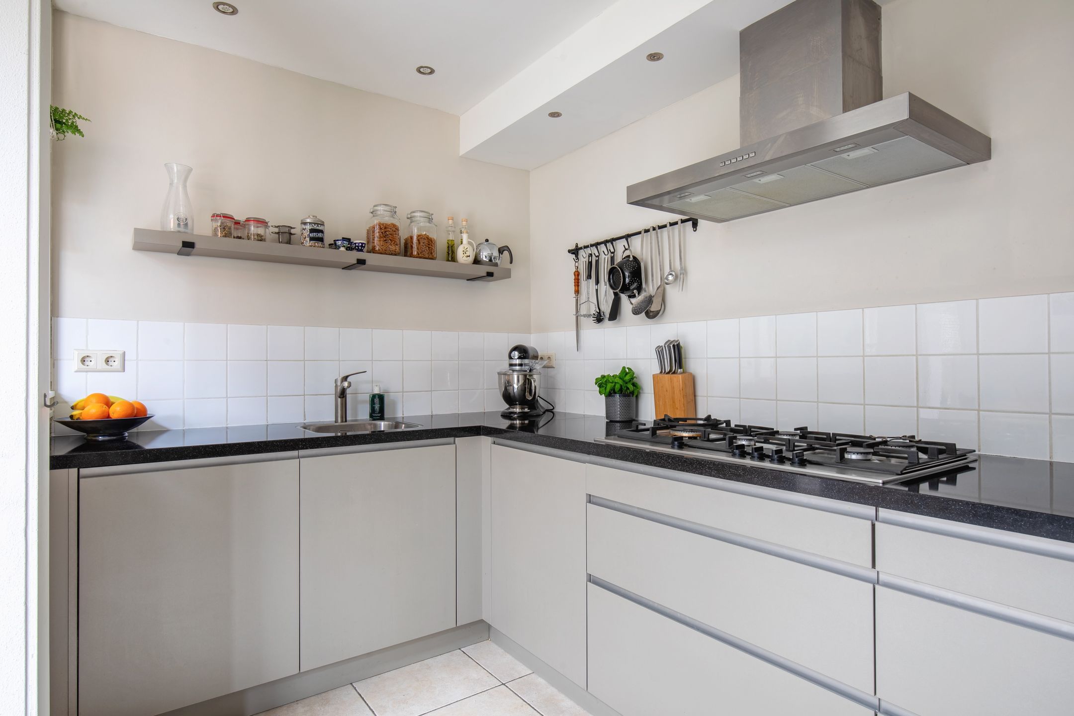 Photo 15 of Kogerstraat 88