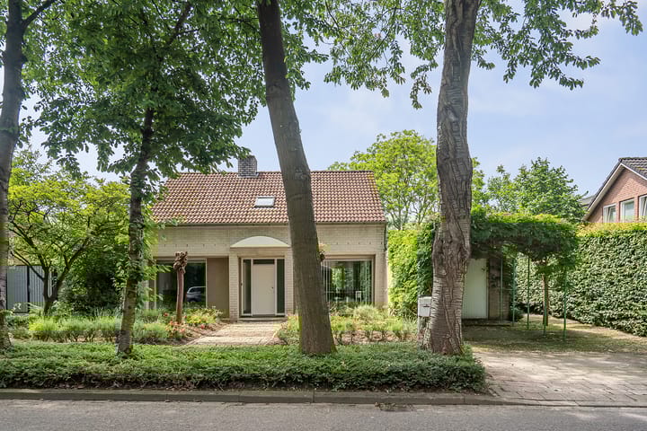 Foto 1 van Hoeferlaan 19