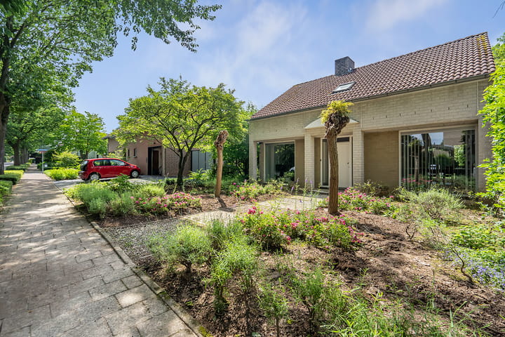 Foto 7 van Hoeferlaan 19