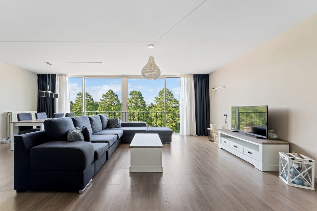 Photo 2 of Buizerdhof 387