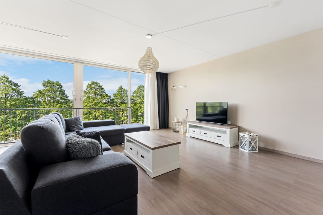 Photo 8 of Buizerdhof 387