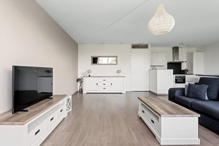 Photo 12 of Buizerdhof 387