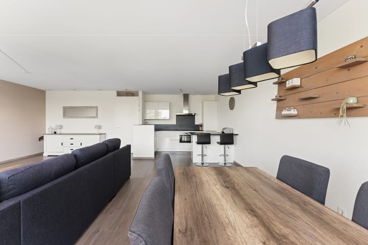 Photo 15 of Buizerdhof 387