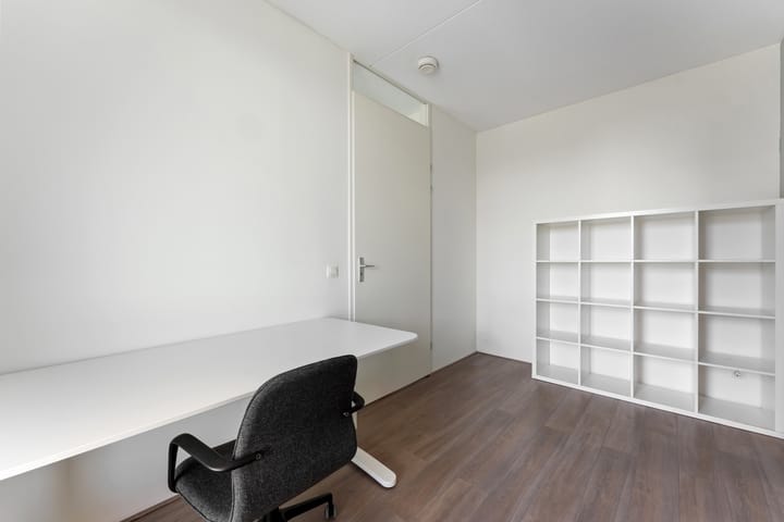 Photo 28 of Buizerdhof 387