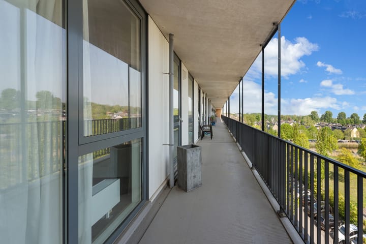 Photo 32 of Buizerdhof 387