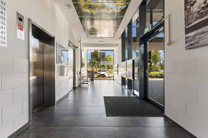 Photo 35 of Buizerdhof 387