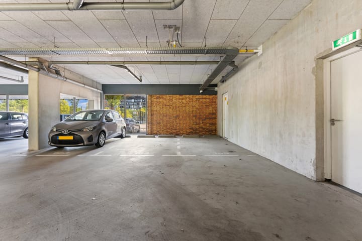 Photo 38 of Buizerdhof 387