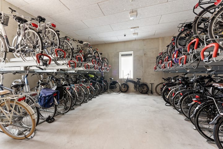 Photo 40 of Buizerdhof 387