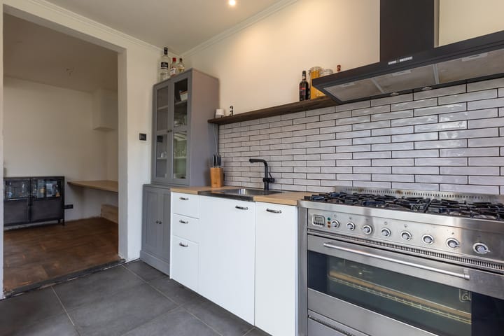 Foto 12 van Pastoor Erensstraat 20