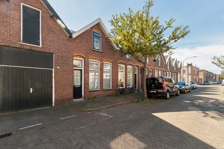 Foto 1 van Huygensstraat 12