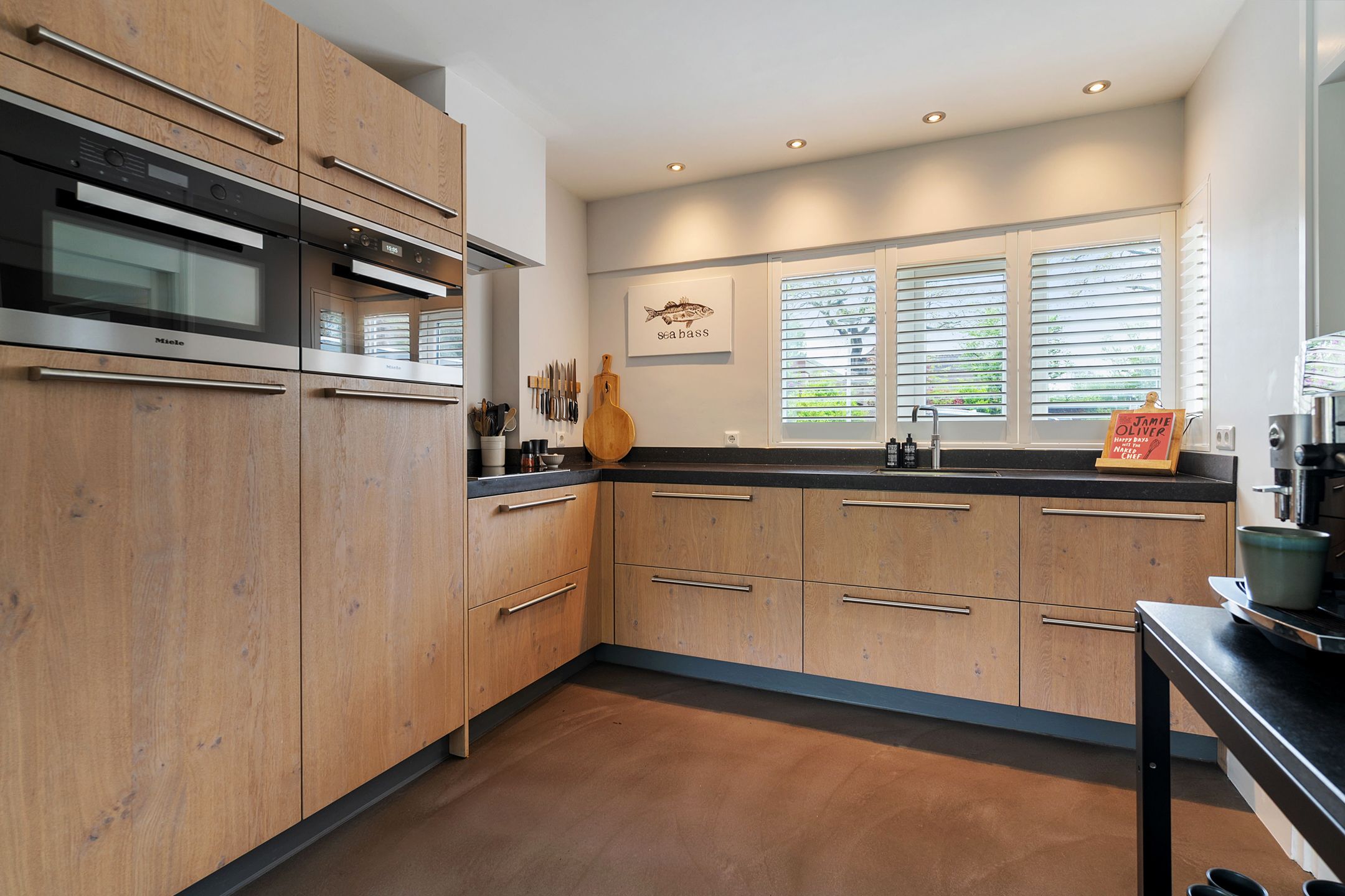 Foto 12 van S.N. Menkostraat 8