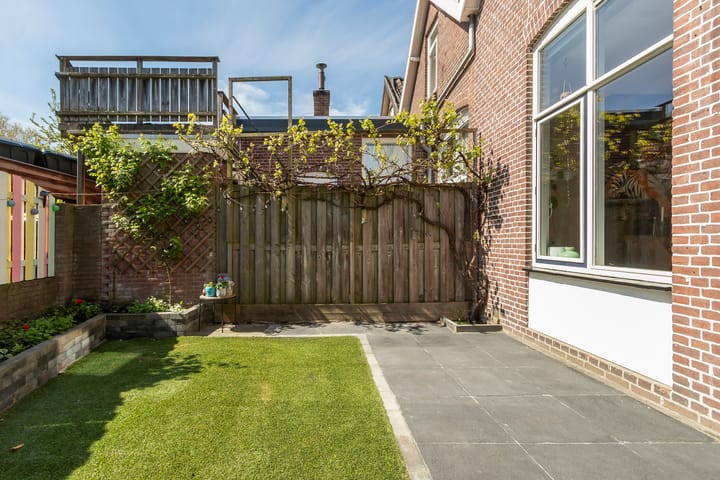 Foto 29 van Huygensstraat 12