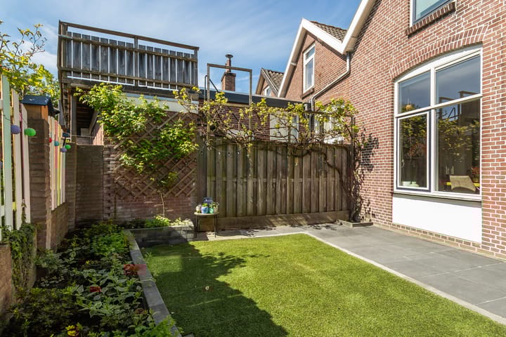 Foto 30 van Huygensstraat 12