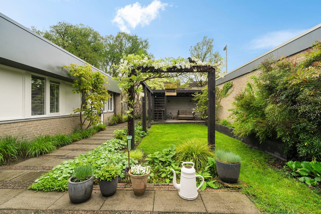 Foto 32 van S.N. Menkostraat 8