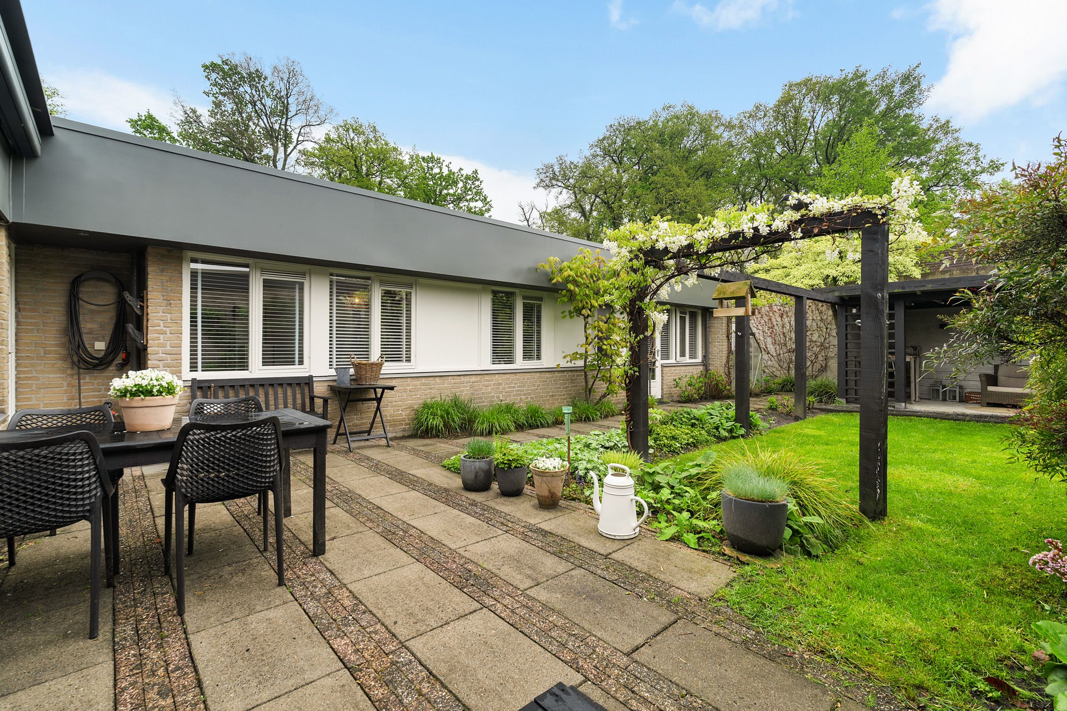 Foto 33 van S.N. Menkostraat 8