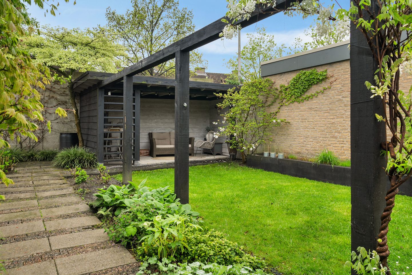 Foto 34 van S.N. Menkostraat 8