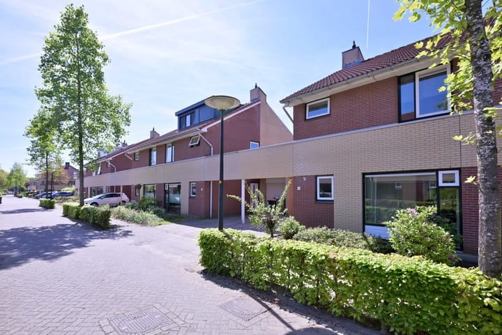 Foto 25 van Mart Stamstraat 4