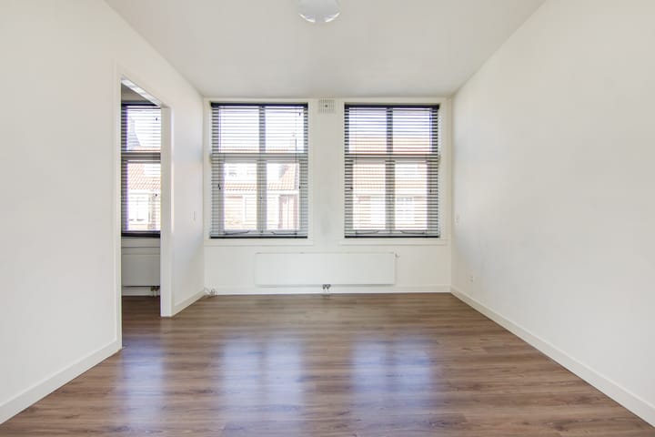 Foto 3 van Van Zeggelenstraat 100