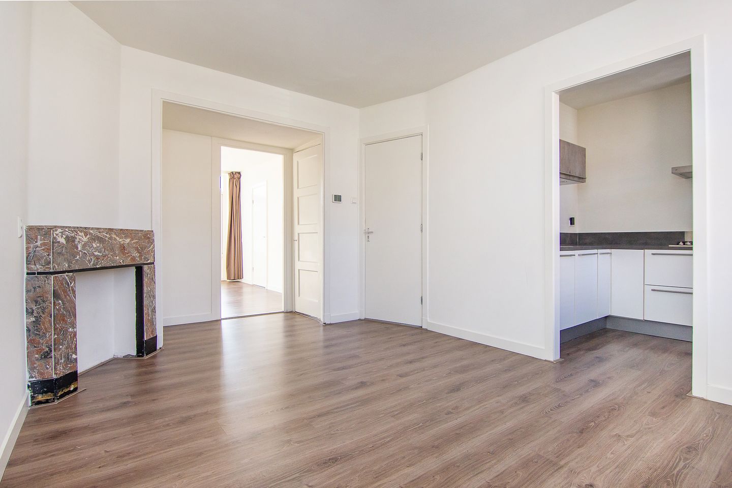 Foto 5 van Van Zeggelenstraat 100