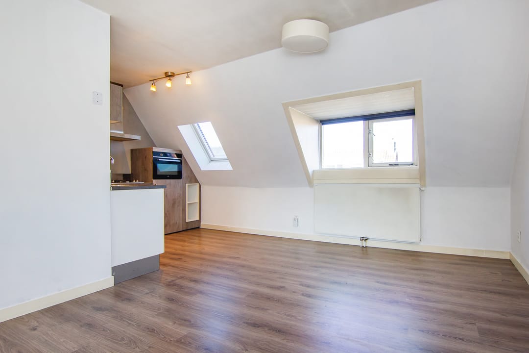 Foto 23 van Van Zeggelenstraat 100