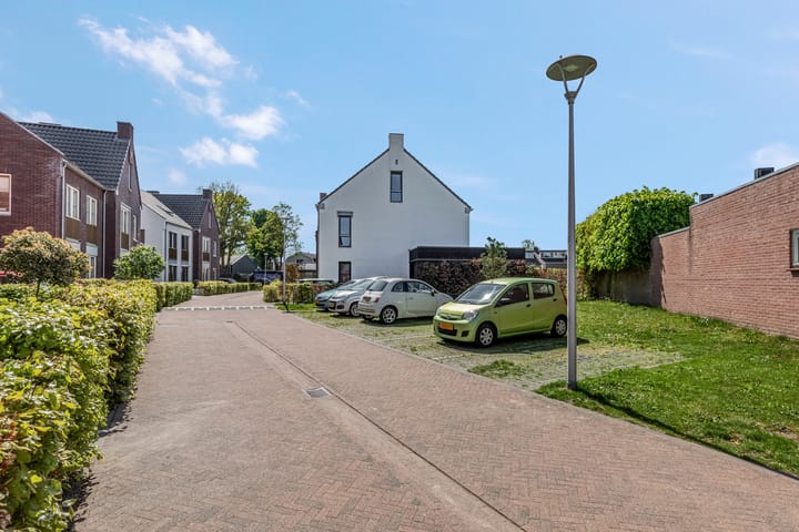 Foto 6 van Lupinestraat 28