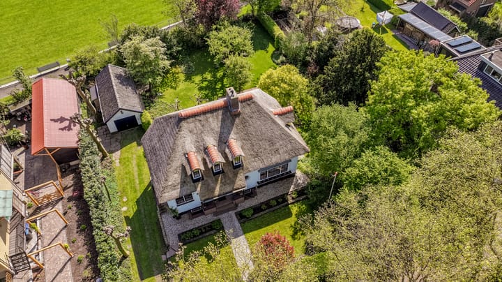 Provincialeweg West 11