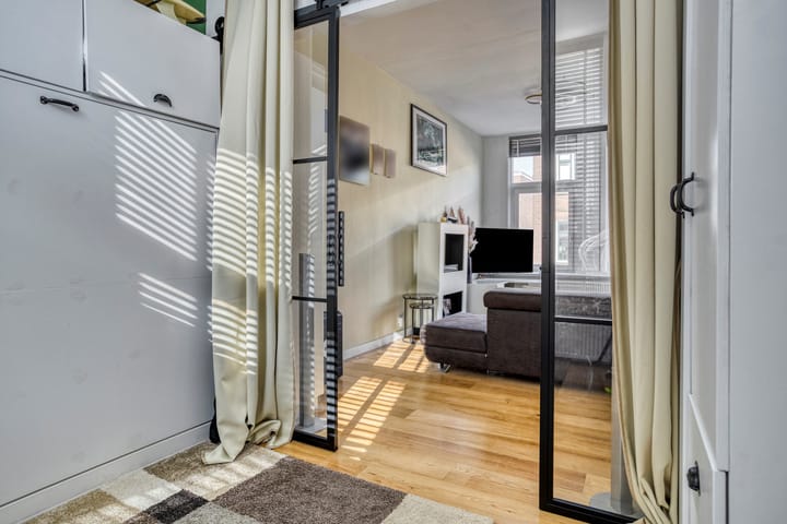 Photo 8 of Neptunusstraat 11