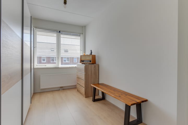 Foto 31 van Burgemeester Avisstraat 18