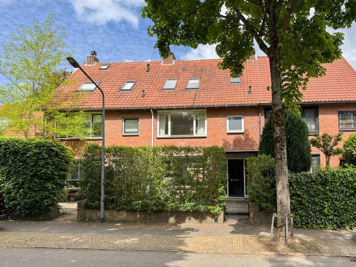 Foto 1 van Celebeslaan 22