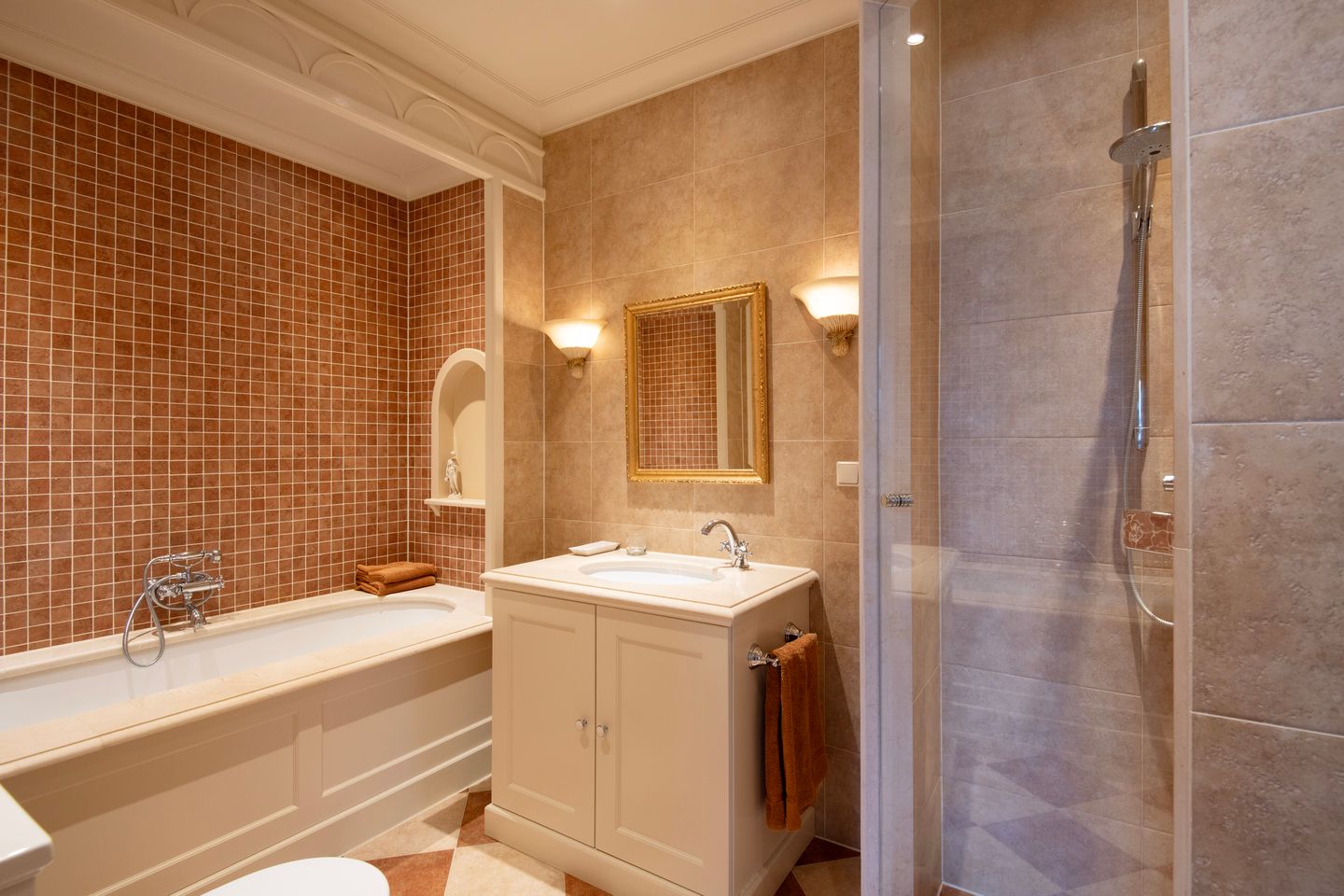 Foto 19 van Ten Bokkel Huininkhof 3