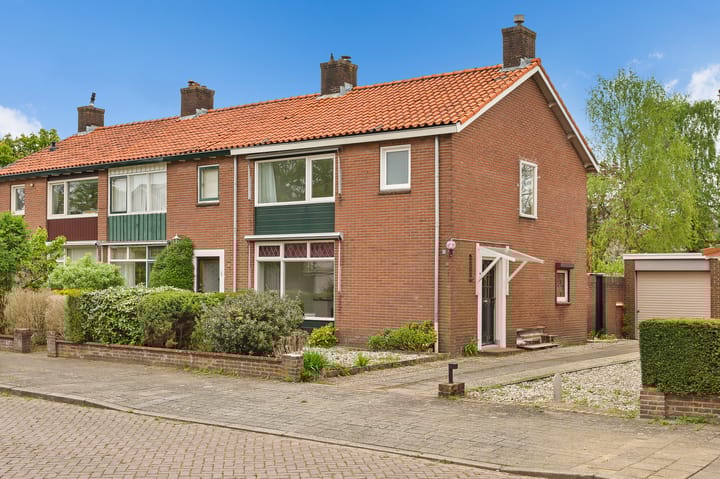 Foto 1 van Terpstraat 7