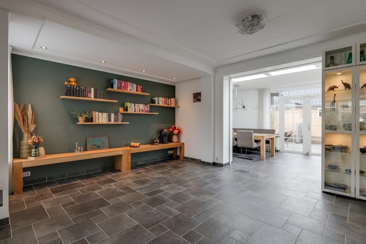 Photo 15 of Overdorpstraat 29