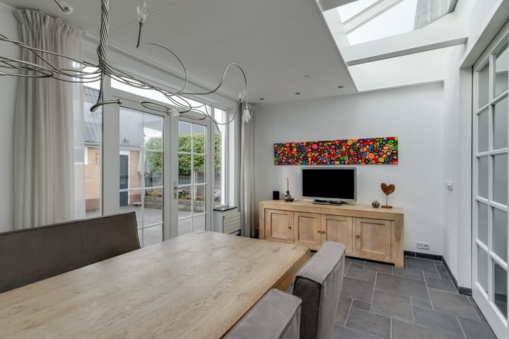 Photo 19 of Overdorpstraat 29