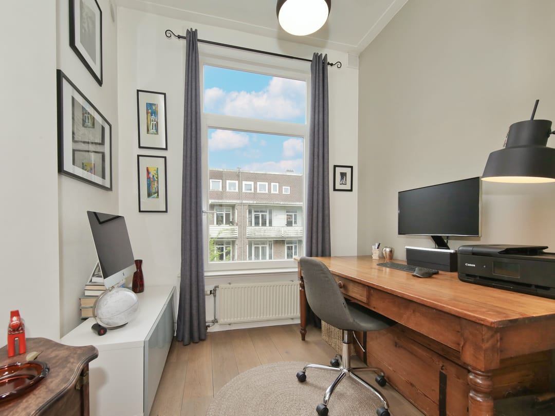 Photo 38 of Lomanstraat 23-2