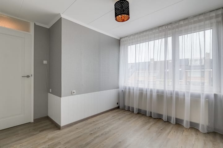 Photo 36 of Overdorpstraat 29