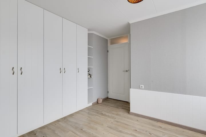 Photo 37 of Overdorpstraat 29