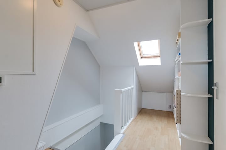 Photo 42 of Overdorpstraat 29