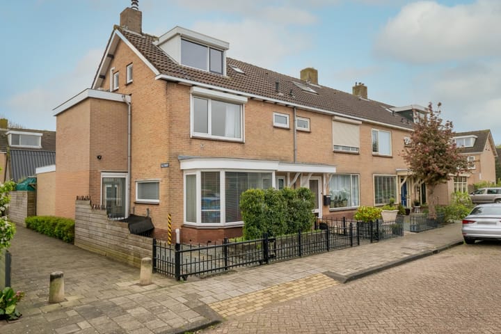 Photo 1 of Overdorpstraat 29