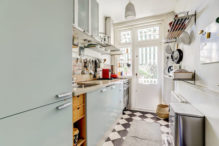 Foto 12 van Brederodestraat 1