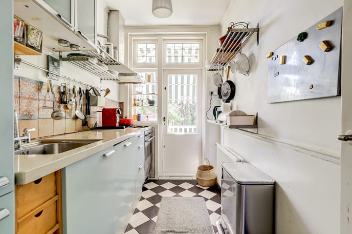 Foto 13 van Brederodestraat 1